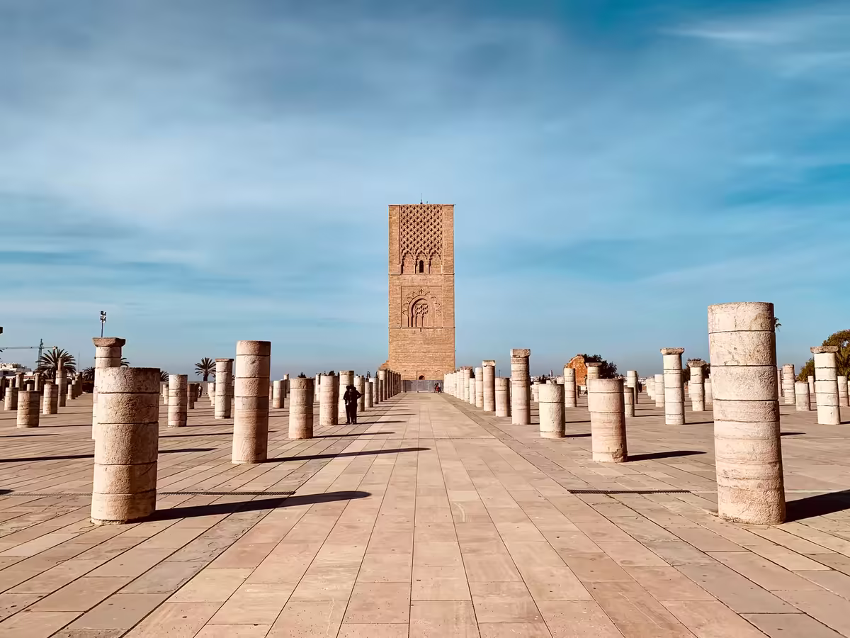 Tour Hassan à Rabat — création de site web à Rabat par un développeur web freelance